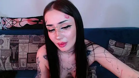 alisa_tattoogirl1