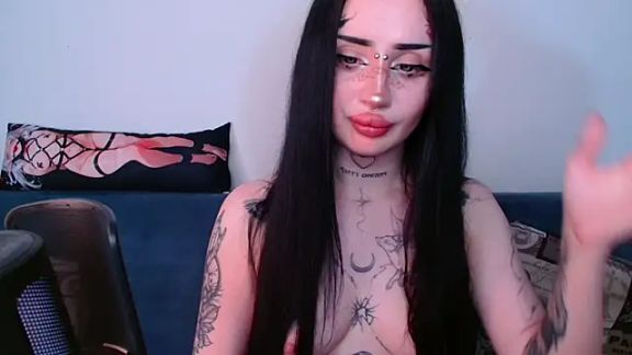 alisa_tattoogirl1