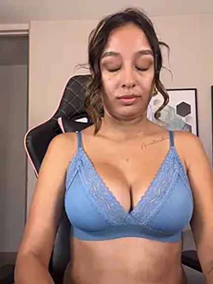 DianaHopson