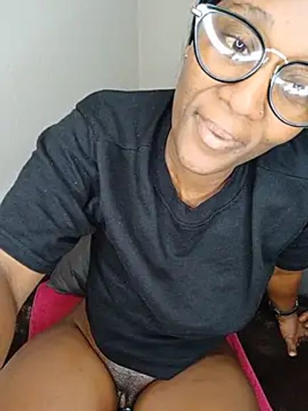 Lucy_Blacksilk