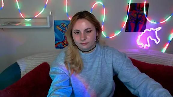 MarryKiss33