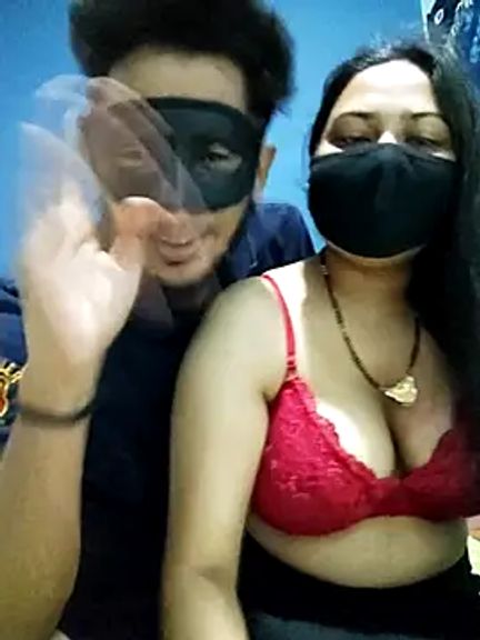 SassyWildCouple