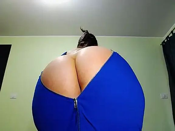 ladywithbigass