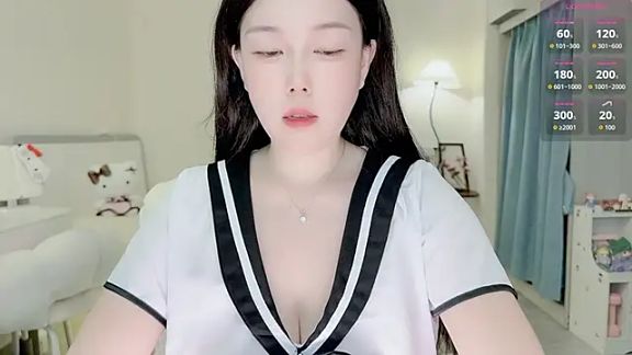 Bella_Ava