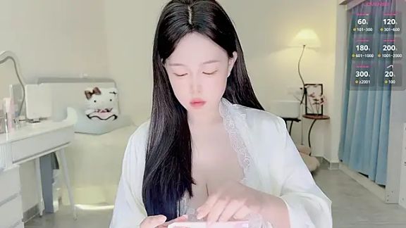 Bella_Ava