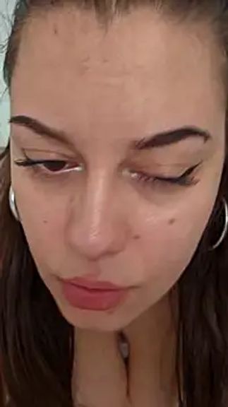 Larissa4U