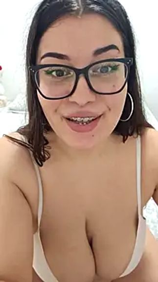 Larissa4U