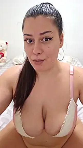 Larissa4U