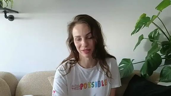 Mary_Wet