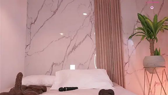 mili_moon_