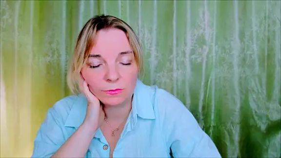 Regina__blue