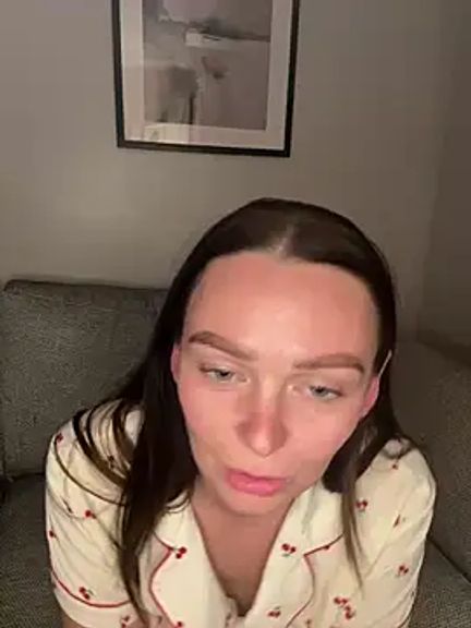Bella_BrunetteX