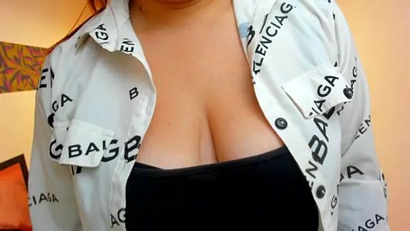 Caro_greyxxx