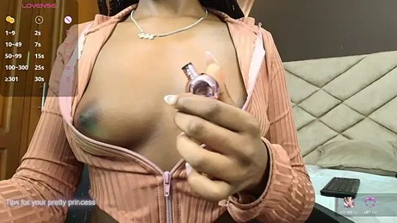 Raquel_jones