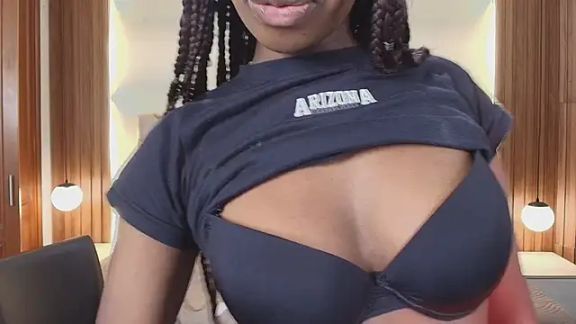 Raquel_jones
