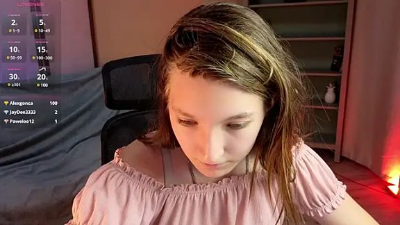 Mia_Myles