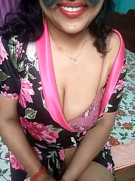 Laaly_Sona