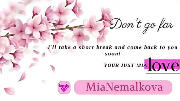 mia_here