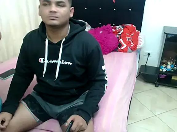 Boycuriousxxx