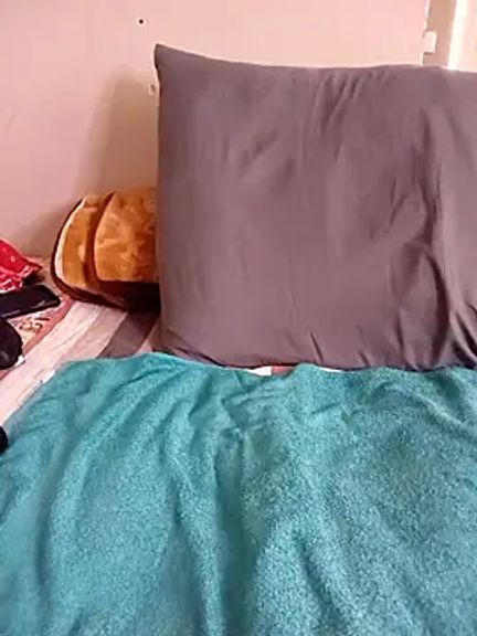 shy-lillyX22
