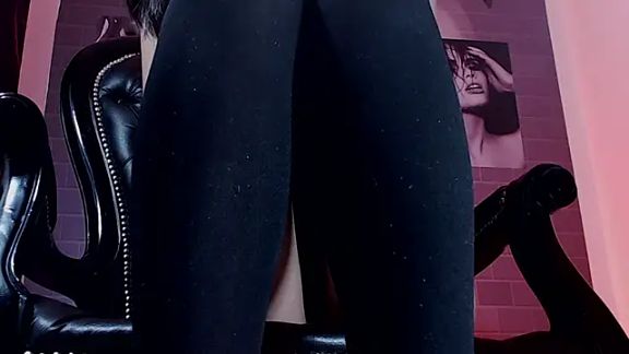 aleesha_cameron02