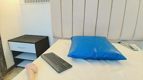 agatha_dante