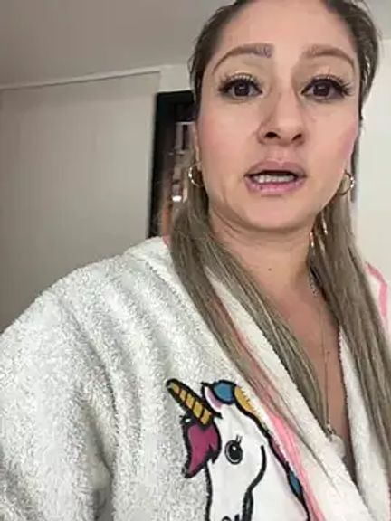MiaJhonsonn