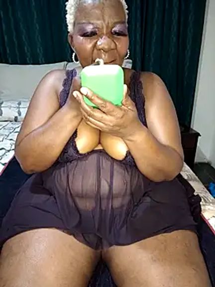 dirasweetlipsxx