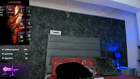 Bella_Evans_