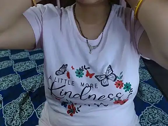 Sexy_Yashvi