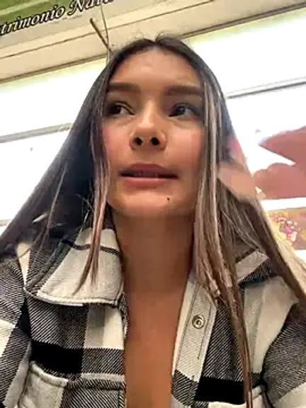 Vanessa-17_