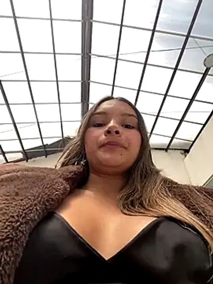 Vanessa-17_