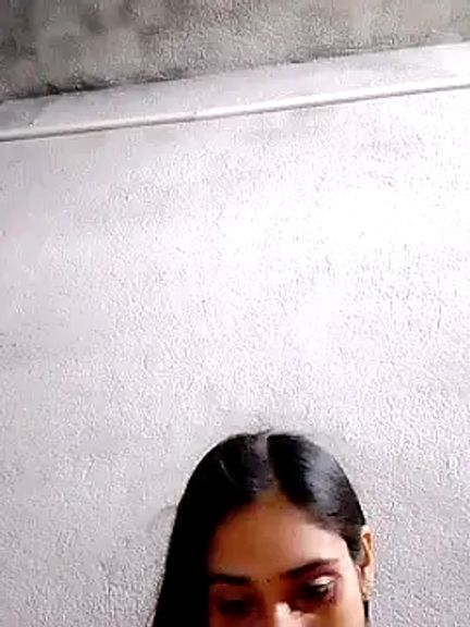 URVASHI_RAUTELA9