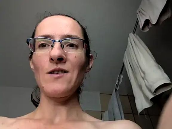 Milky_hairy_mommy