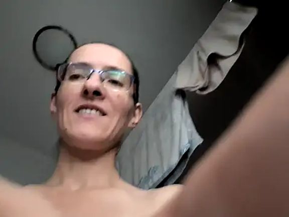 Milky_hairy_mommy