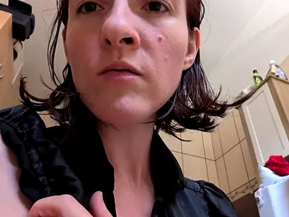 Milky_hairy_mommy