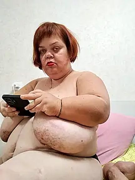 MIDGET-TITS