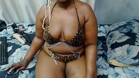 curvydarckcohocolate