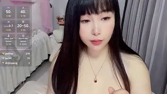 stripchat-yaoyao