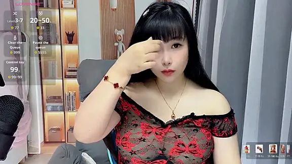 stripchat-yaoyao