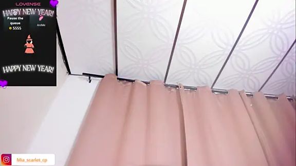 Mia_scarlet69