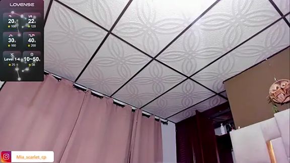 Mia_scarlet69