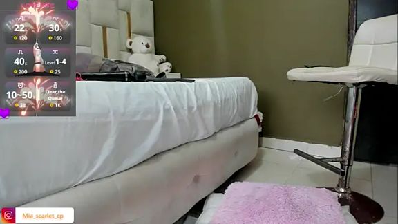 Mia_scarlet69