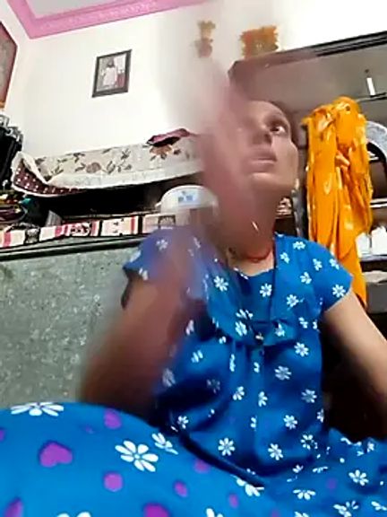 Sexy-Suhani2