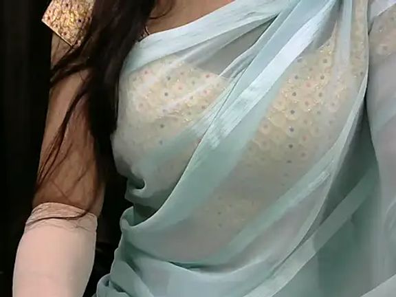 Aaradhiya_-00