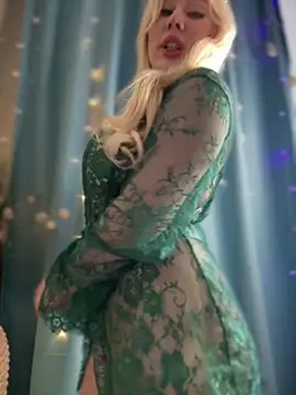 LaraHollywood