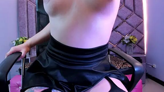 Pamela_Squirtt