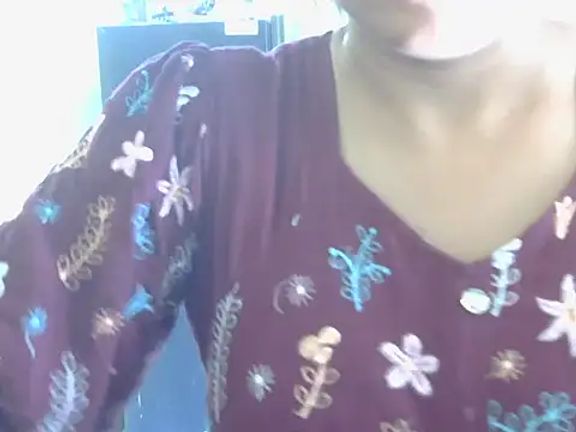 Maahi_Cute