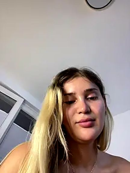 larasexy35