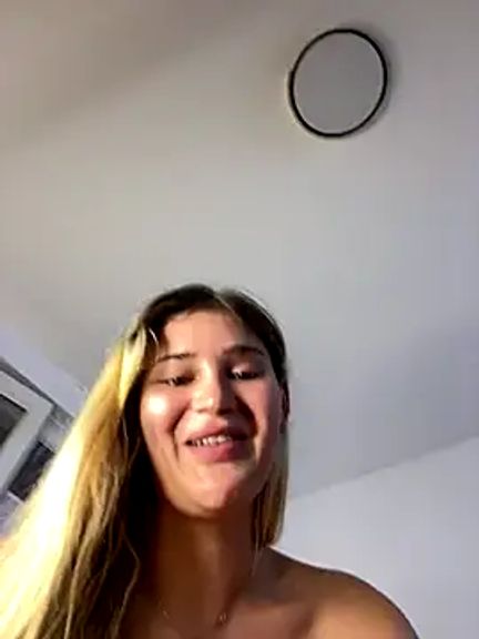 larasexy35